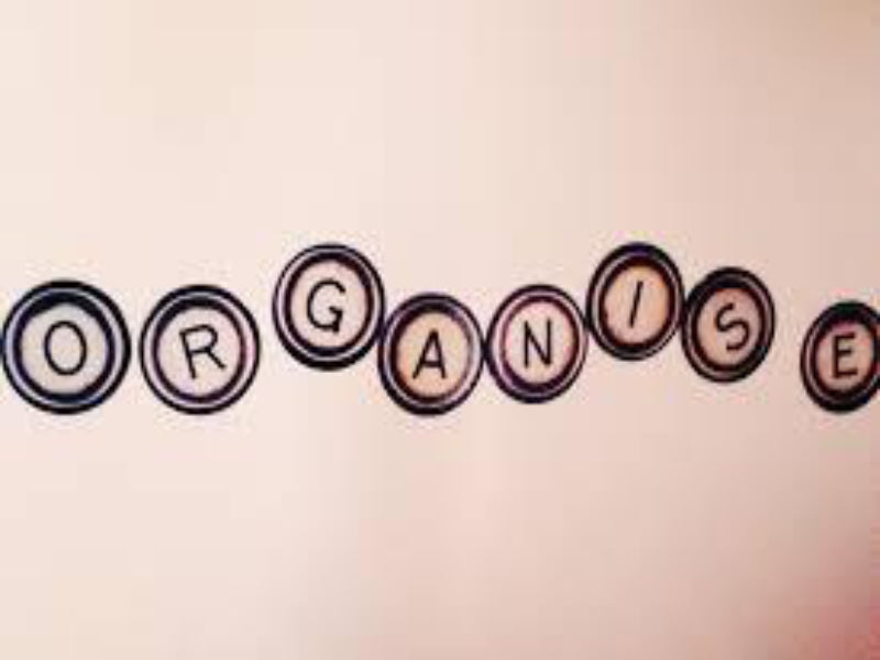 Organize typewriter magnetic letters!