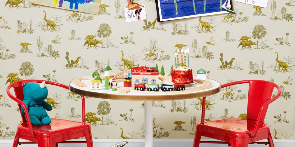 House Beautiful - Obsessed with Magnetic Wallpaper