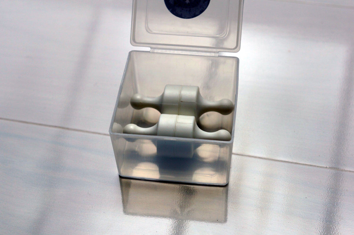 MagPlus™ Pawn - Large White 4 x Magnets in a Box - MagScapes
 - 2